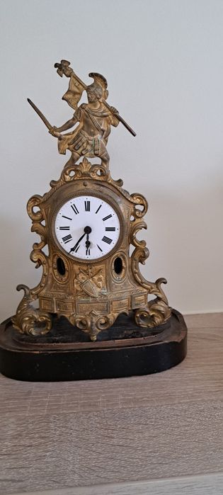 Zegar francuski, bardzo stary, antyk