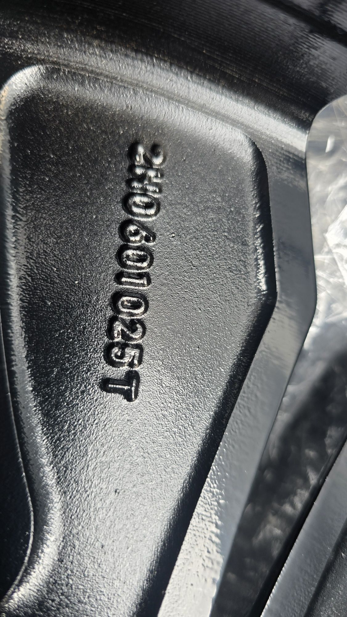 Komplet felg felgi 17"Vw Multivan Transporter T5 T6 amarok