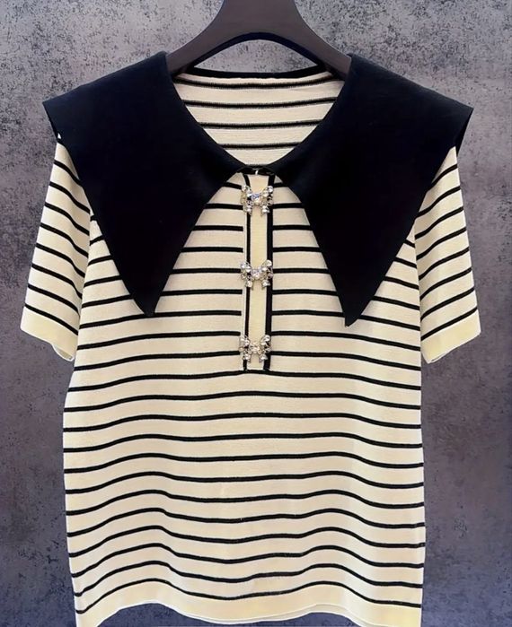 Футболка, вʼязана блуза, поло з коміром