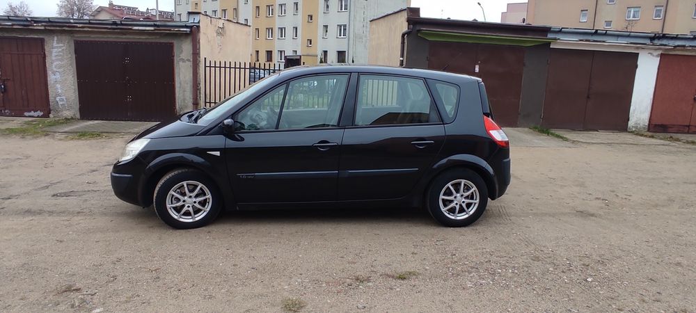 Renault scenic 1.6 benzyna. Tempomat , climatronic 2x koła