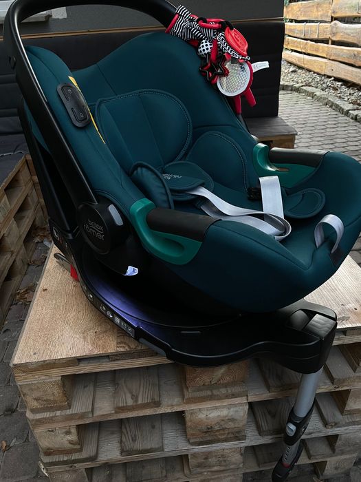 Britax Babysafe iSense