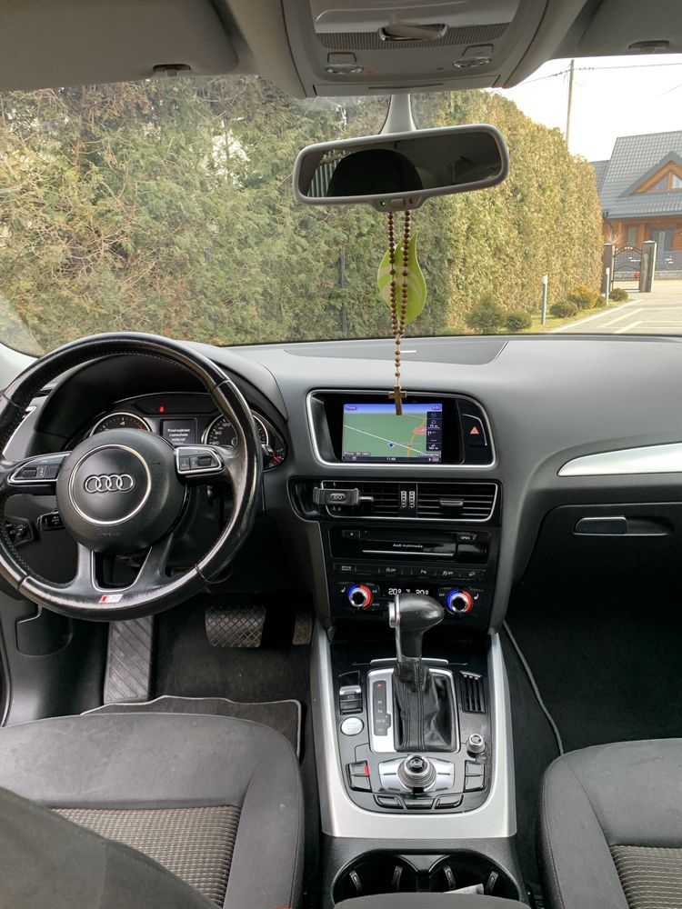 Audi Q5 S-Line Quattro 2.0 TDI Bose Radar