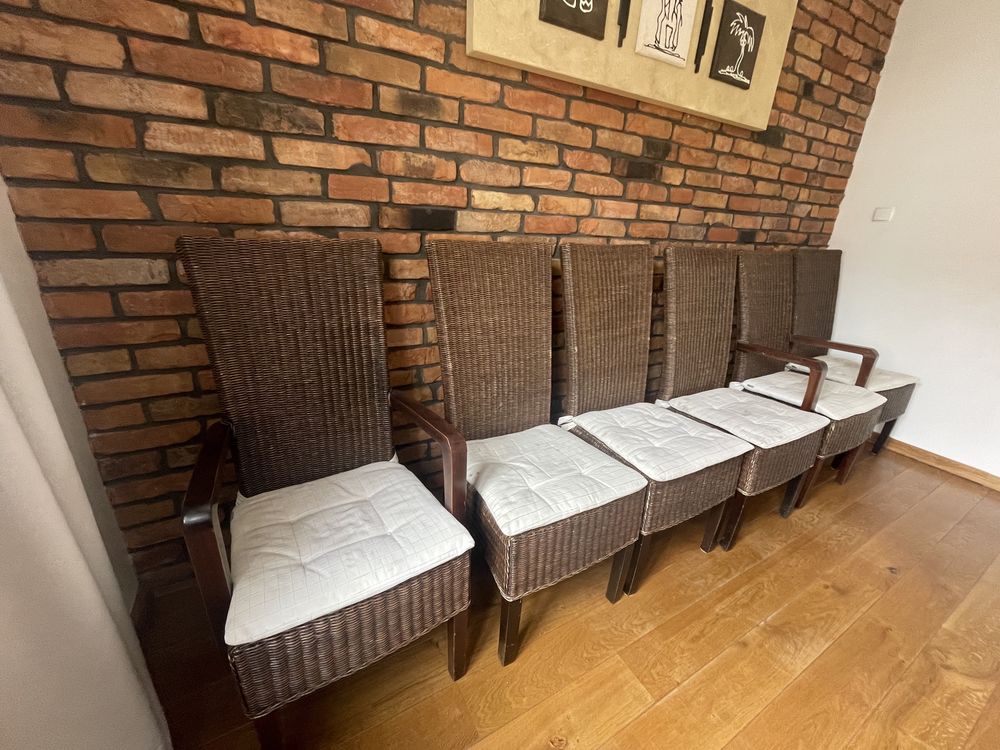 Unikatowe krzesła ratanowo drewniane