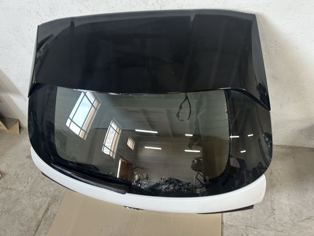 Крышка багажника Mazda 3 bp 2019+