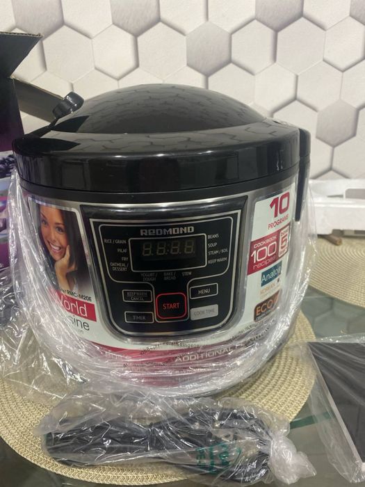 Мультиварка Redmond