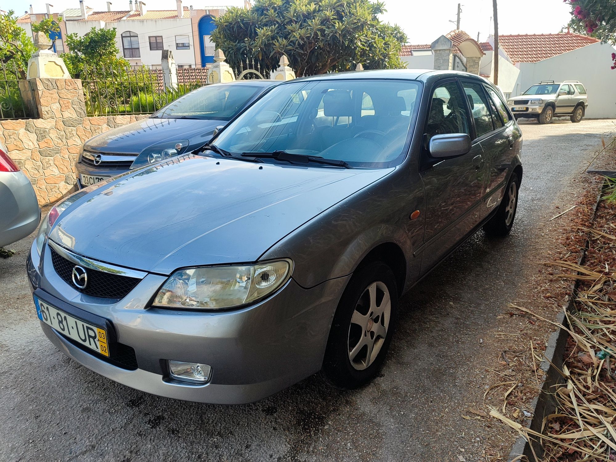 Mazda 323 1.4 F Evision