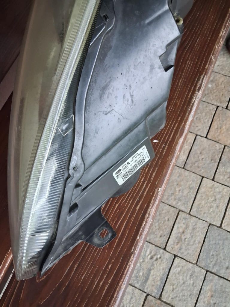 prawa lampa ford c max 2
