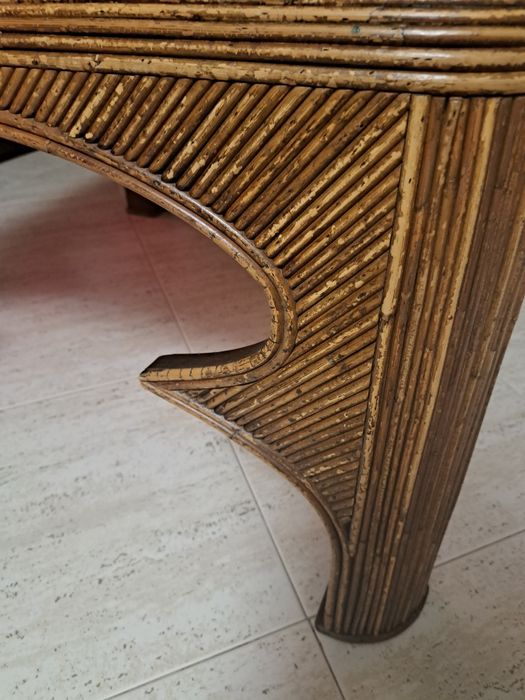 Mesa de Bambu, peça rústica.