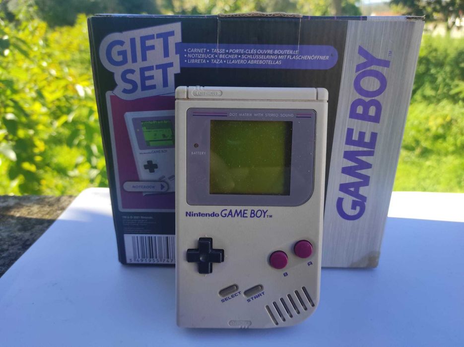 Nintendo Game Boy DMG-01 + Jogos + Acessórios Paladone