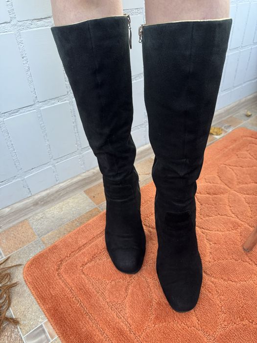 Зимові натуральні замшеві чоботи