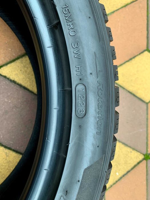 225/45 R18 Hankook Winter I*Cept Evo3. Шини зимові 4 шт.