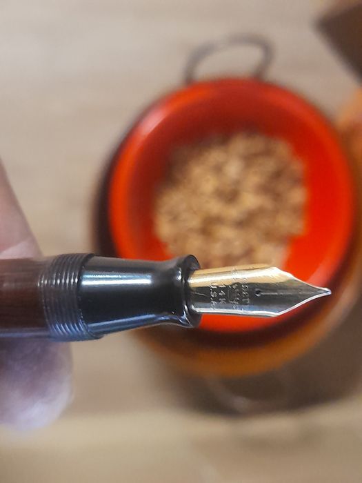 Caneta senior aparo de ouro vintage