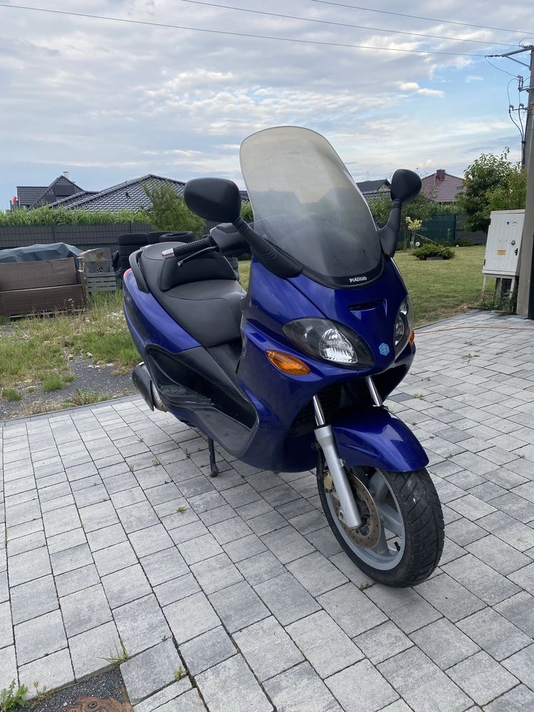 SKUTER PIAGGIO x9  125  2001r