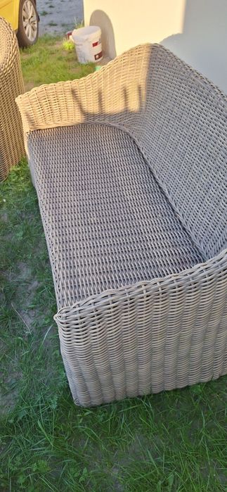 Meble ogrodowe ratan