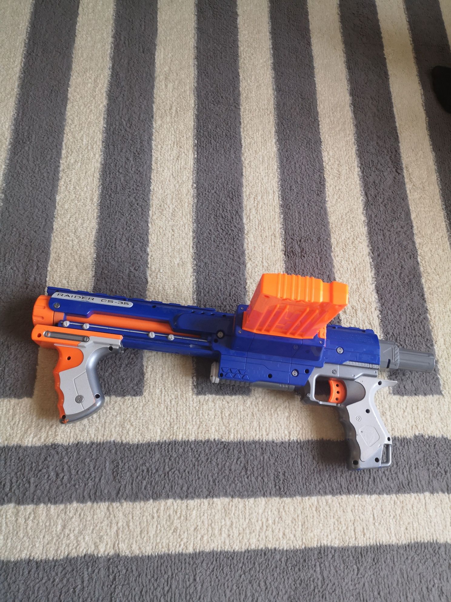Nerf Raider CS-35 karabin wyrzutnia strzałek gratis pas i strzałki