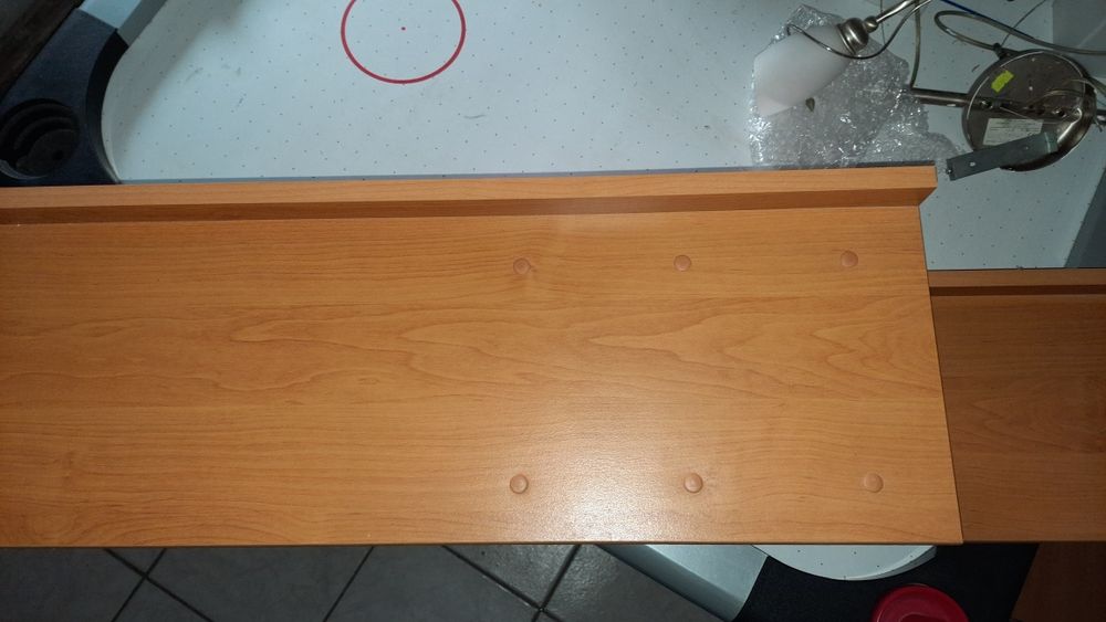 Półka ścienna dwupoziomowa