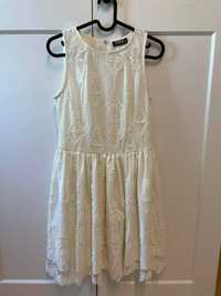 Biała koronkowa rozkloszowana sukienka EMO