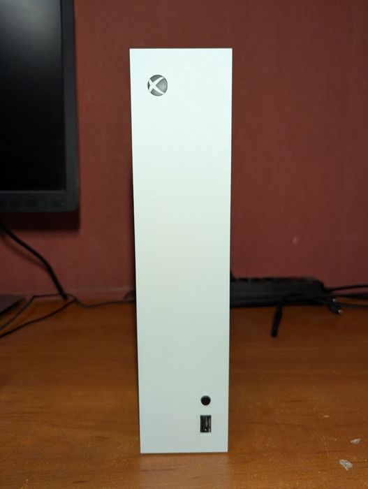 Xbox Series S 512 ГБ — чудовий стан!
