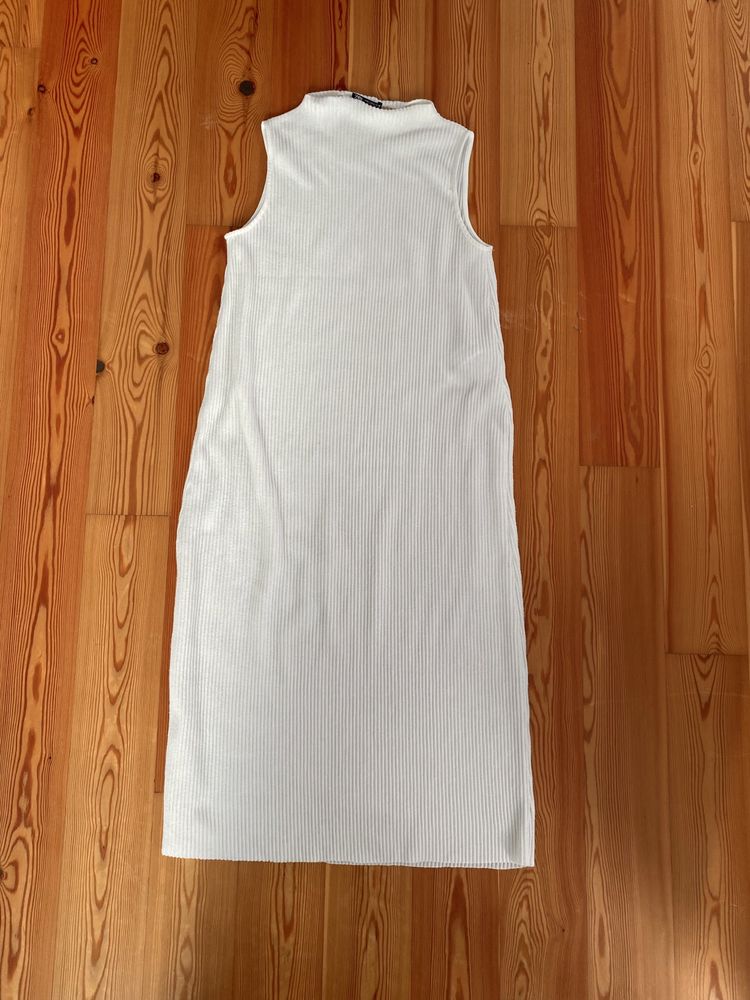 Vestido branco Zara