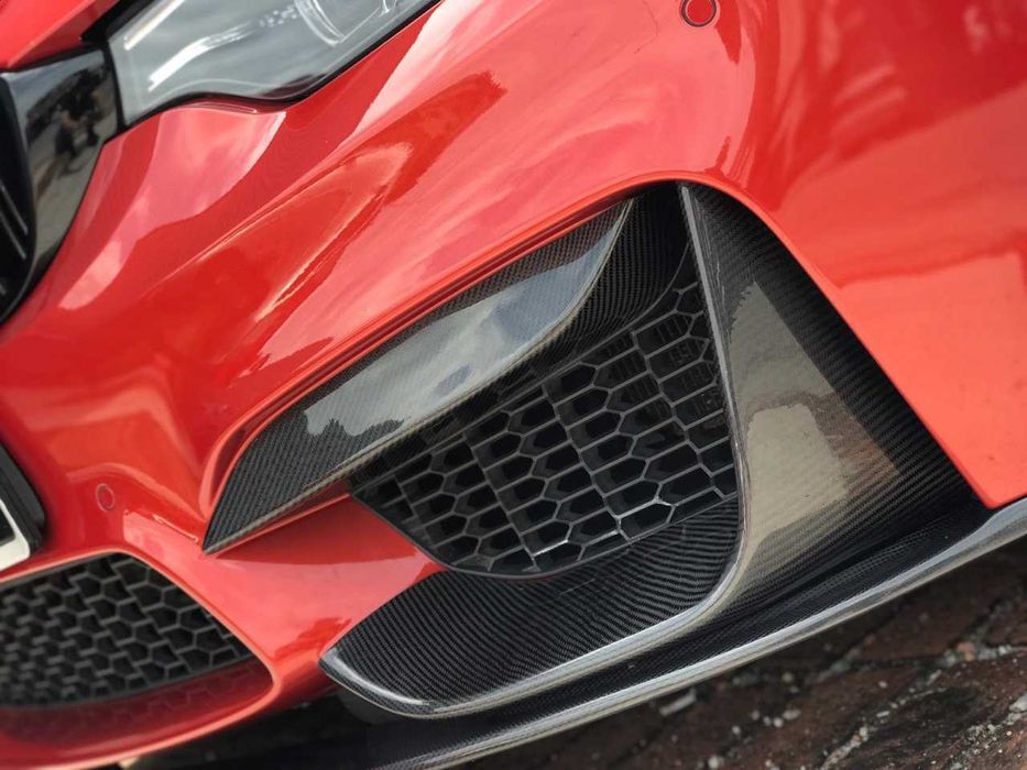 Накладки на передний бампер BMW M3 F80 / M4 F82 карбон MP Style Carbon
