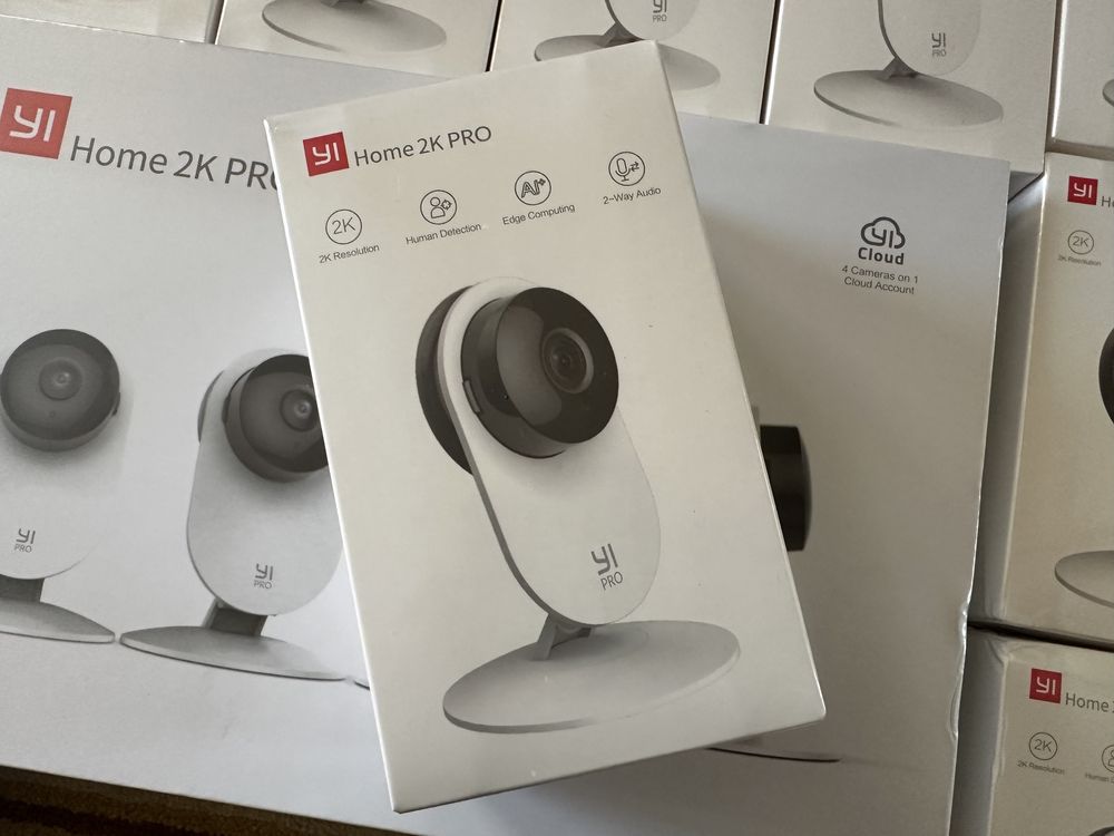 IP-камера YI Home 2K PRO White  (Міжнародна версія) відеоняня camera