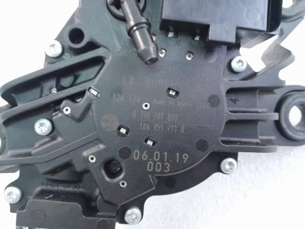 Motor limpa vidros trás VOLKSWAGEN Golf V (1K1)