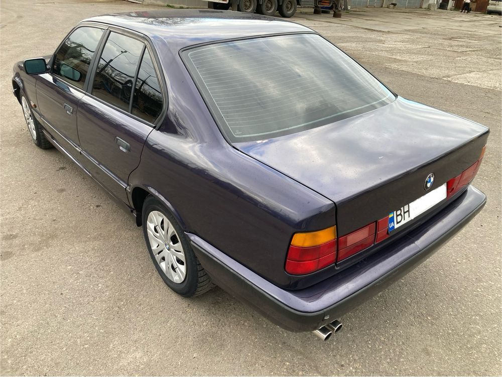 BMW 525 2,5L 1995гв механика