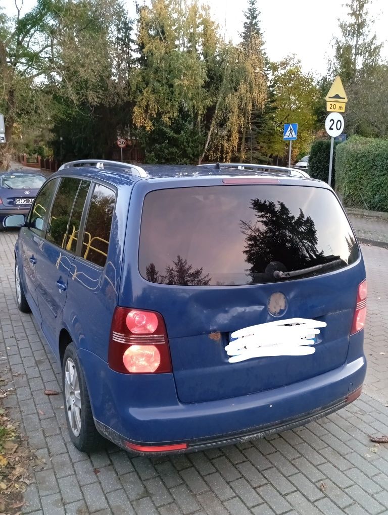 VW Touran 1.9 TDI automat