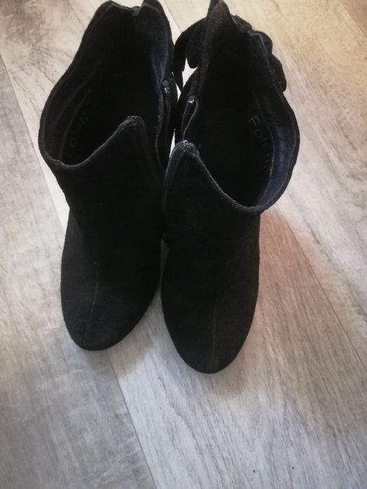 Ботильйони замшеві Черевики Чоботи