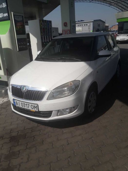 Продам Skoda Fabia 2011 года выпуска