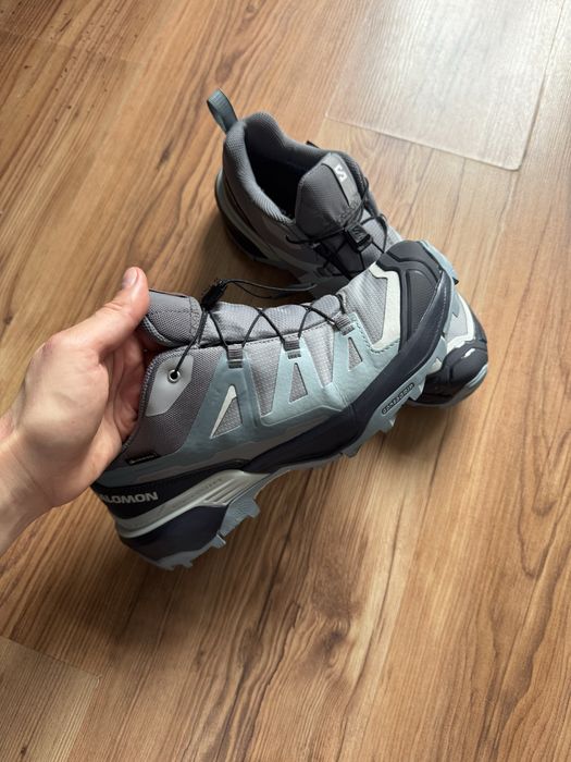 Salomon жіночі кросівки на Gore Tex 25см