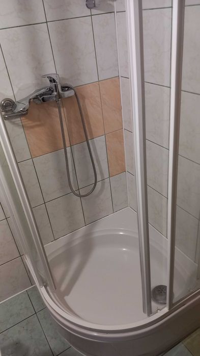 Brodzik 80cm+kabina szklana Koło-kilka sztuk