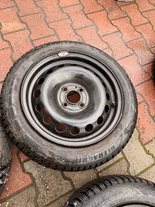 Koła zimowe 15 cali Renault Clio Dacia Doker Sandero + Goodyear + TPMS