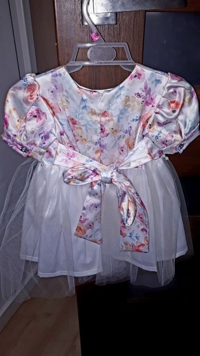 Sukienka na chrzest/ 68