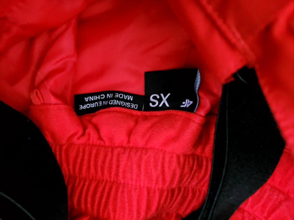 4F spodnie narciarskie w rozmiarze xs