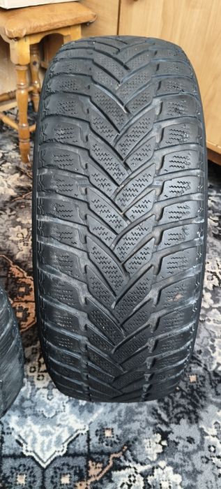 Продам 195/60R15  Dunlop два ската500грката