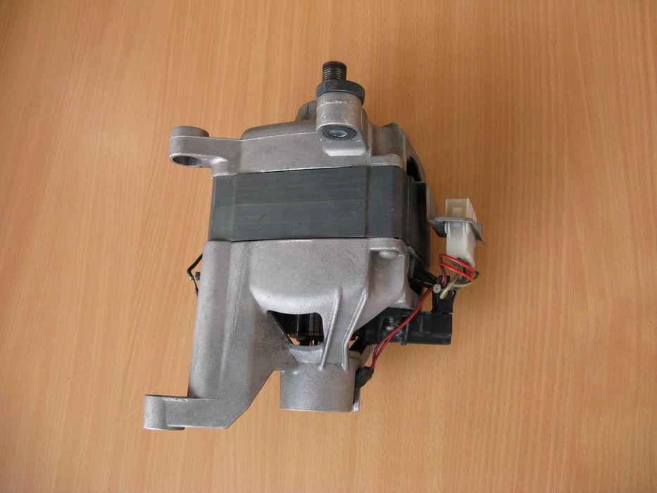 Двигун мотор пральної машини Candy