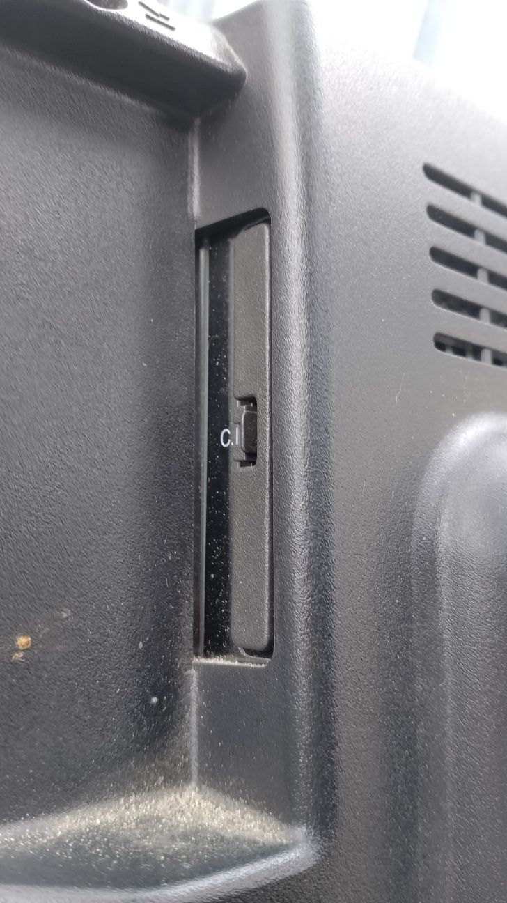 Telewizor 32 cale Sharp LCD