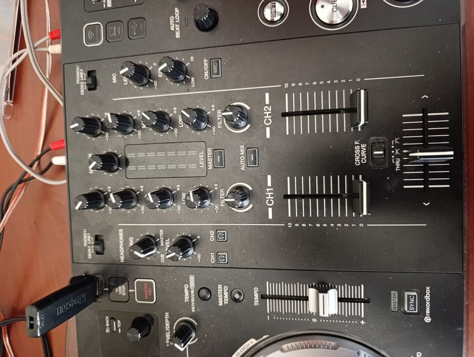 Controladora Pioneer XDJ 500 Aero