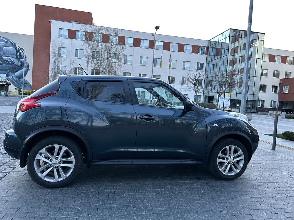 Nissan Juke офіційна, нефарбована +газ Lovato