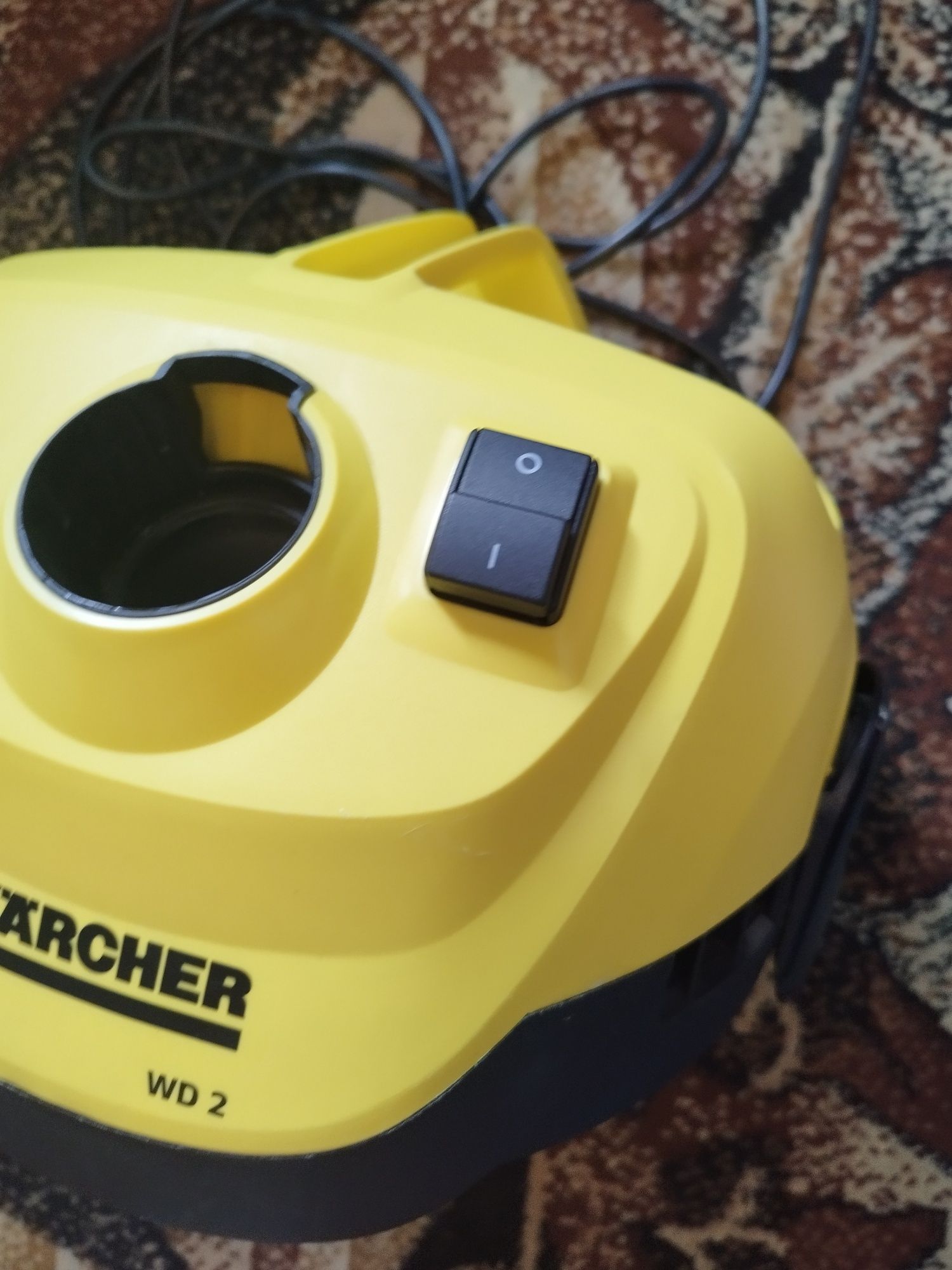 Wybrakowany odkurzacz Karcher WD2