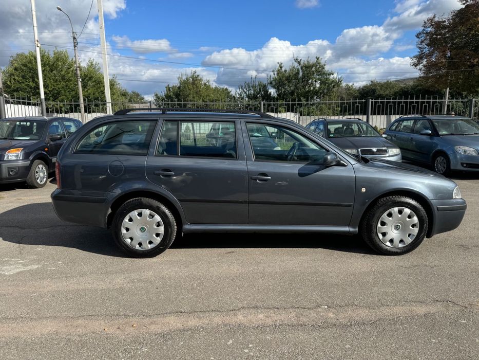 Skoda Octavia Tour 1.6 MPI