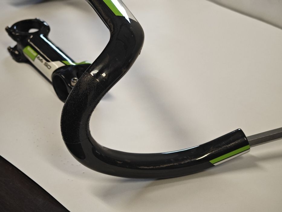 Kierownica z mostkiem carbonowa FSA K-Force nano K