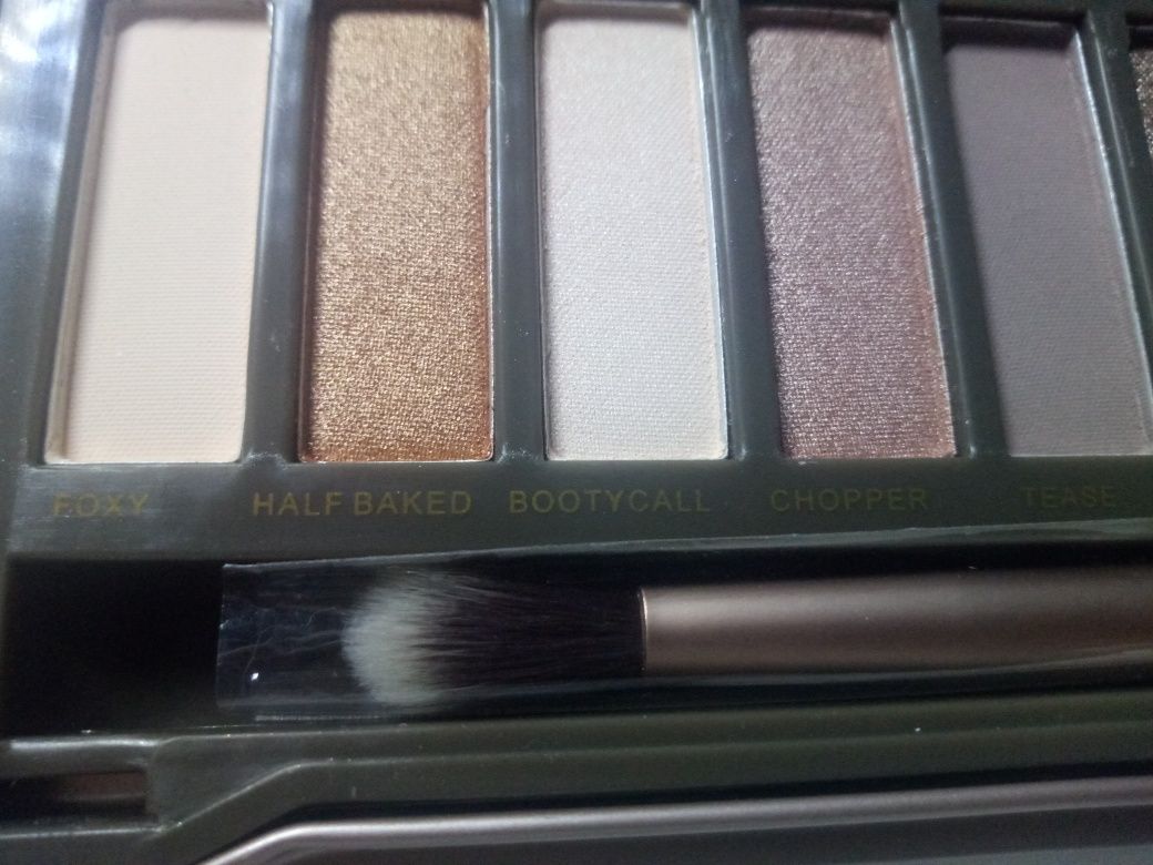 Усилитель Теней для век Urban Decay NAKED2,3 USA 12 Оттенков