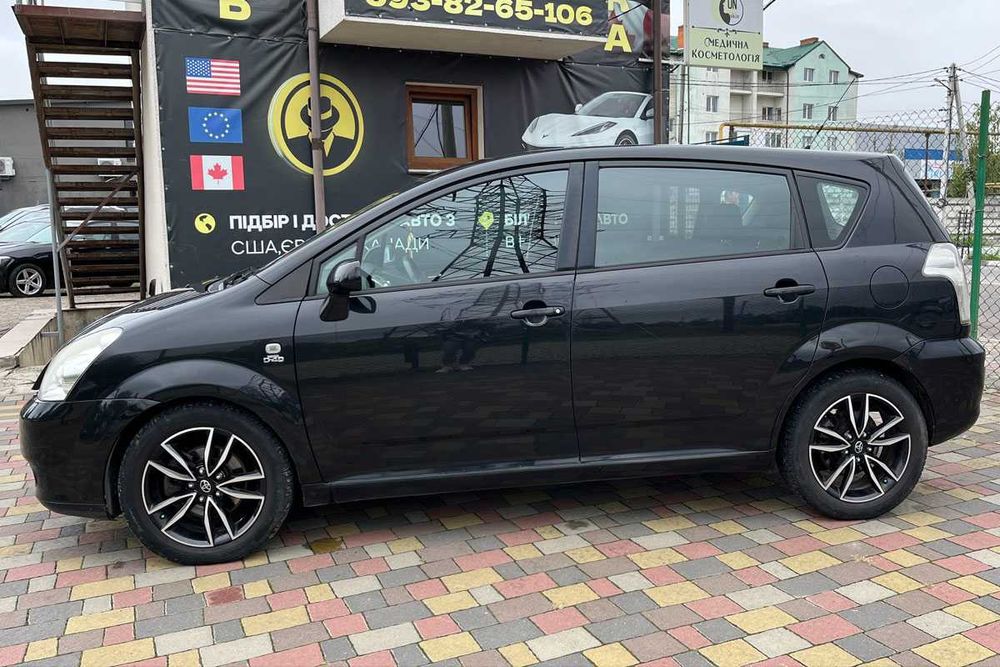 Toyota Corolla Verso 2005