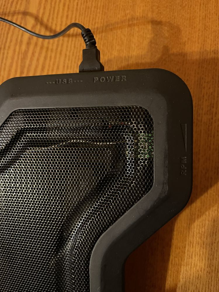 Подставка под ноутбук cooler master