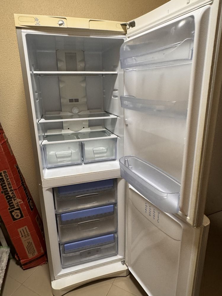 Frigorifico combinado