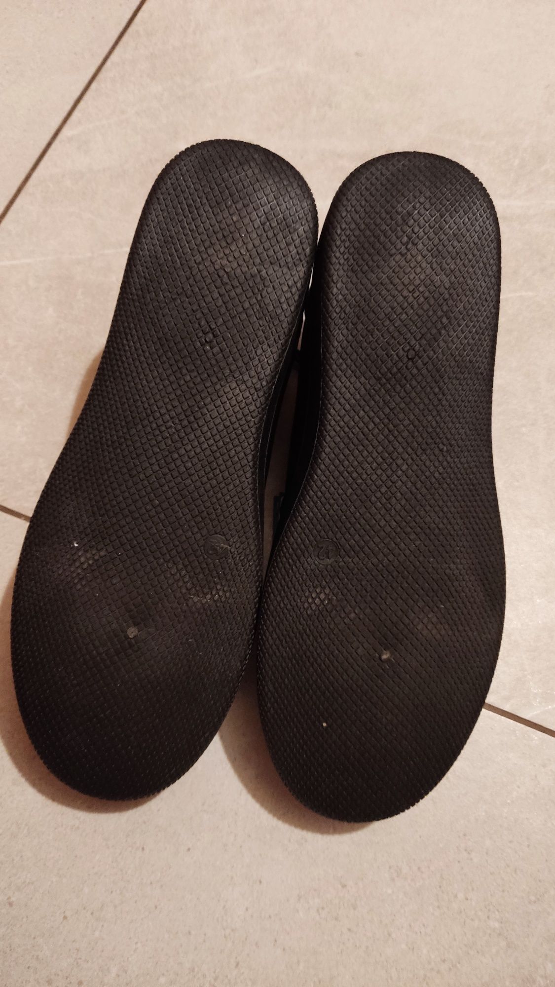 Nowe męskie-chłopięce buty sportowe Sprandi rozm.42