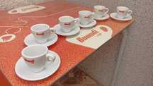 Chávenas Buondi de café novas