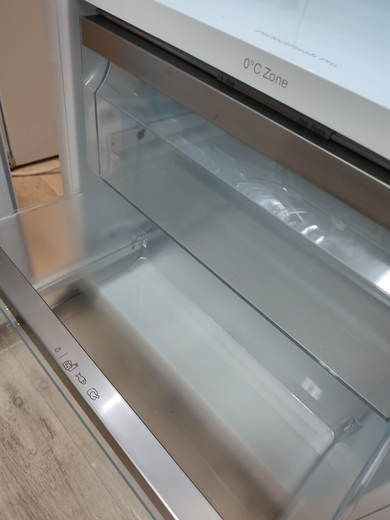 Chłodziarka Miele do zabudowy k 7444 D A+++ 24 Rok.